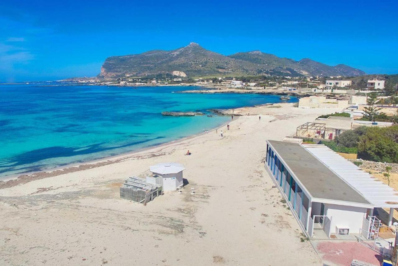 Stabilimento Lido Burrone Bed & Breakfast